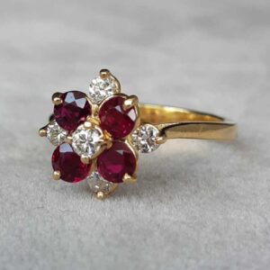 ML95B Or 18K, rubis et diamants