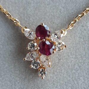 ML38C Or 18K, rubis et diamants