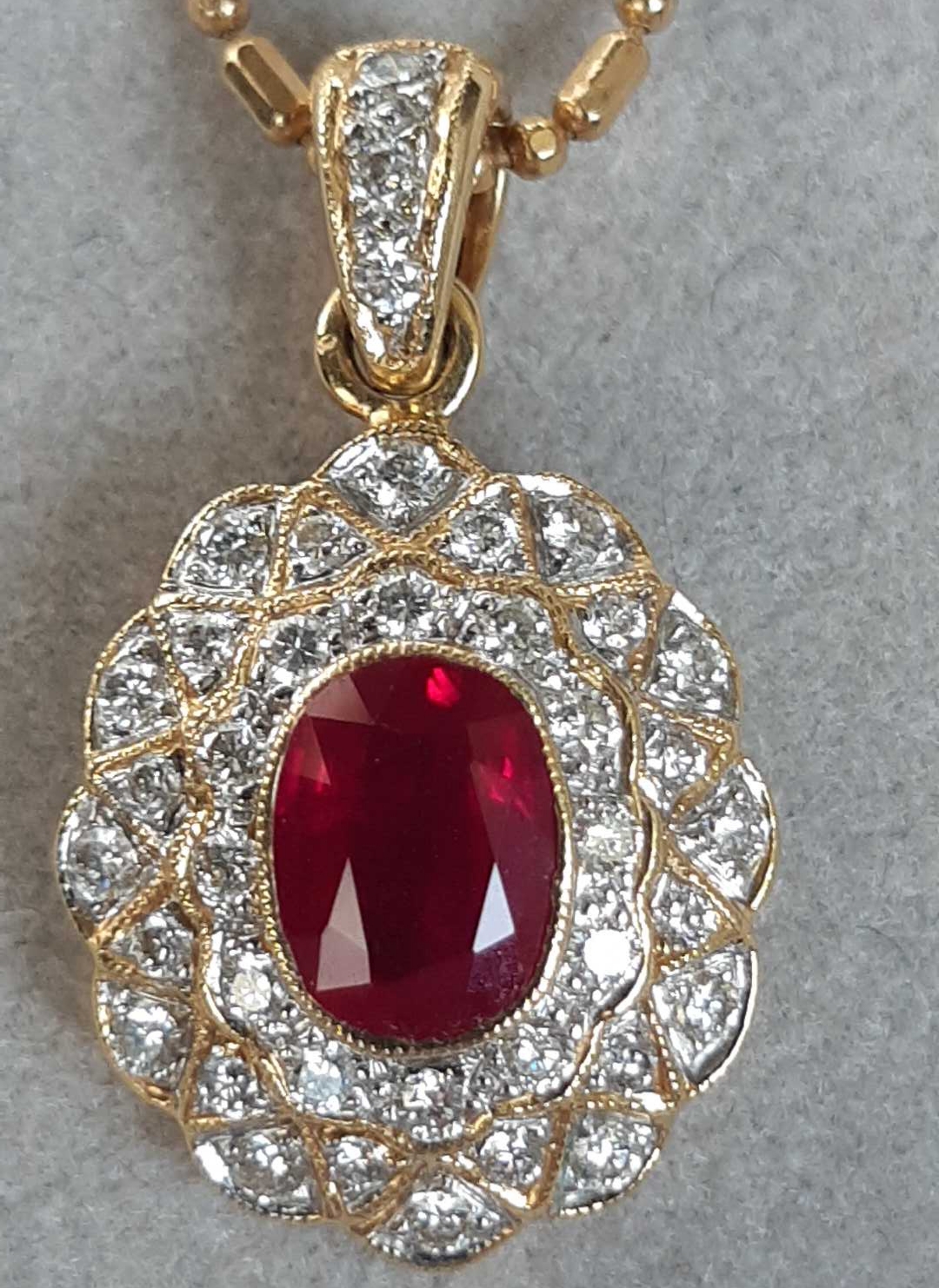 ML38B Or 18K, rubis et diamants – Image 2