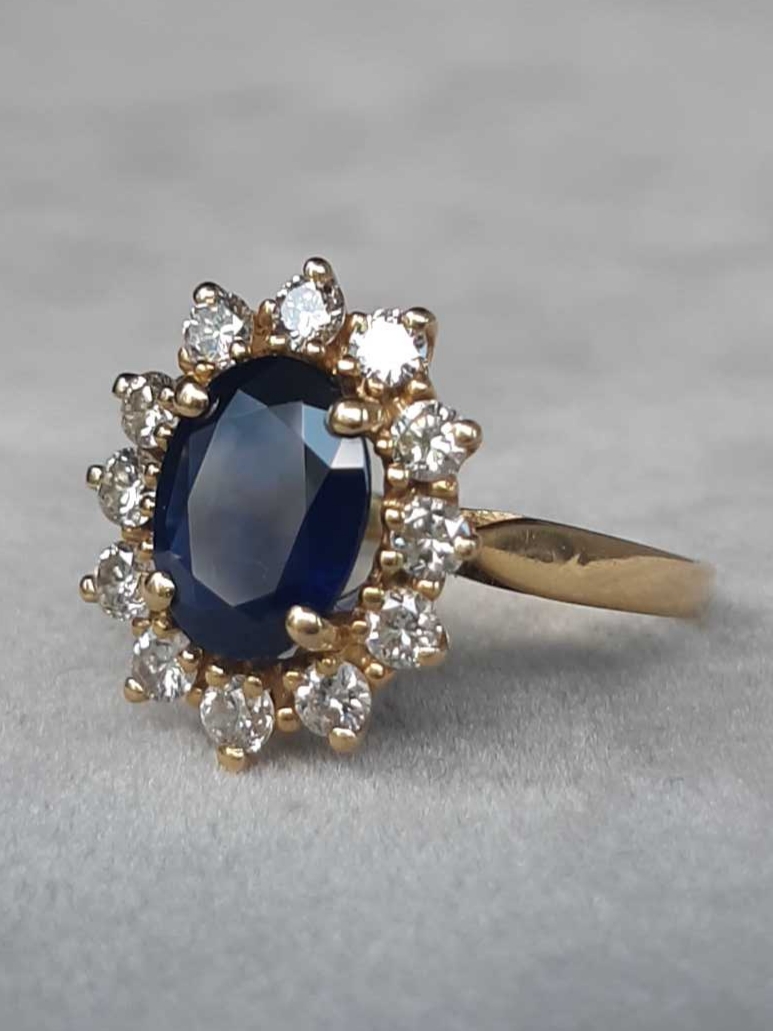 ML220 Or 18K, saphir et diamants – Image 3